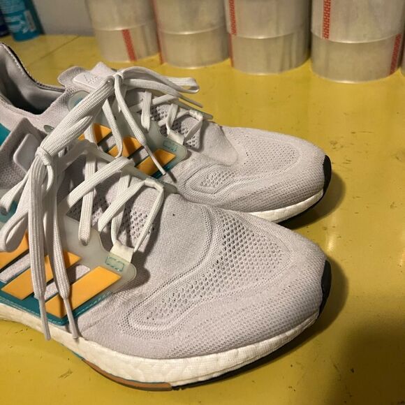Adidas ULTRABoost 22 White Orange Mint Rare Gym Men Running Shoes GX5463 - US 11 - Picture 8 of 12